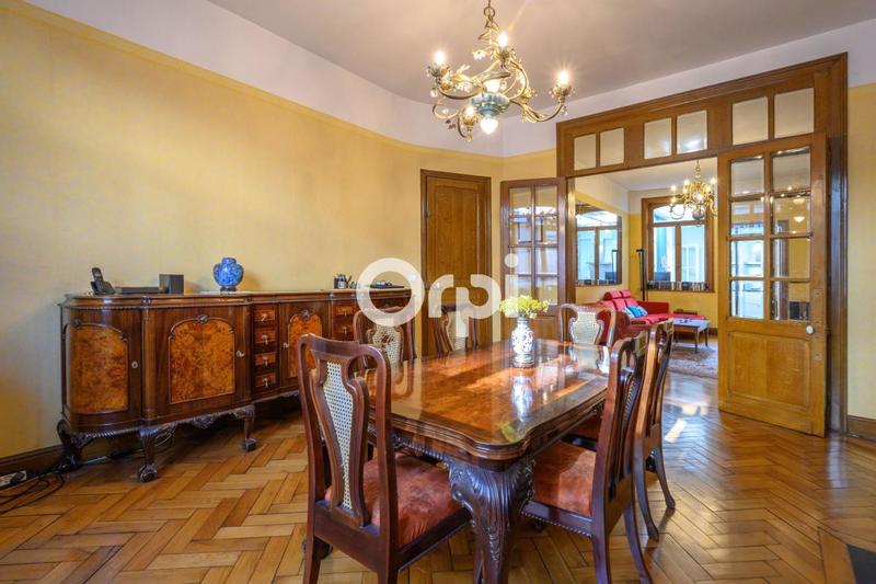 Maison bourgeoise - 320 m² - 8 pièces