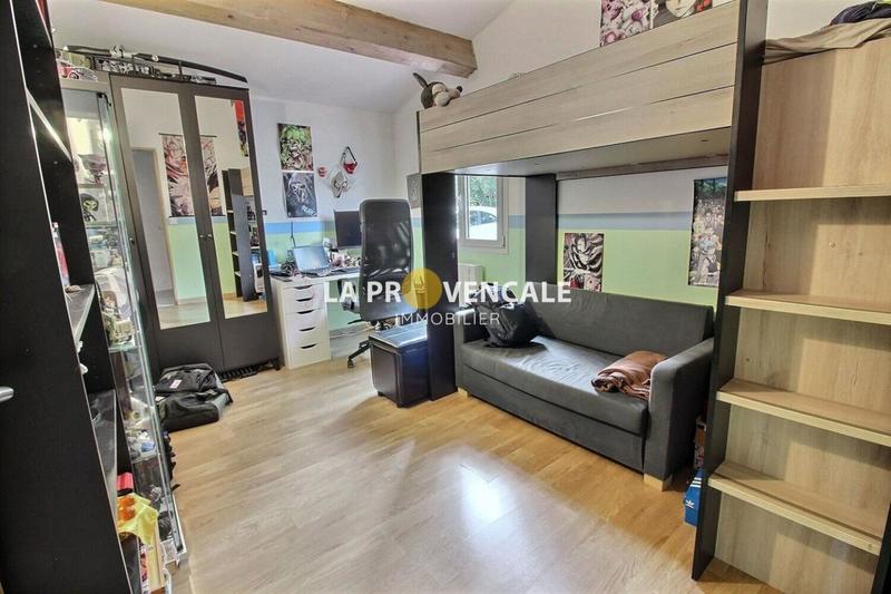 Maison - 97 m² - 4 pièces