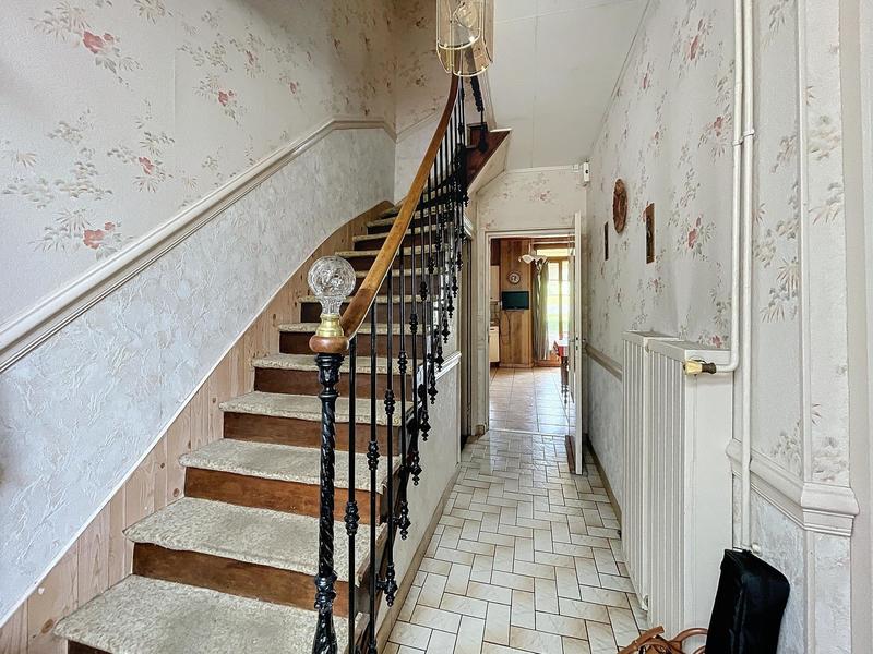 Maison - 89 m² - 6 pièces