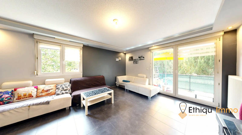 Appartement - 76 m² - 3 pièces