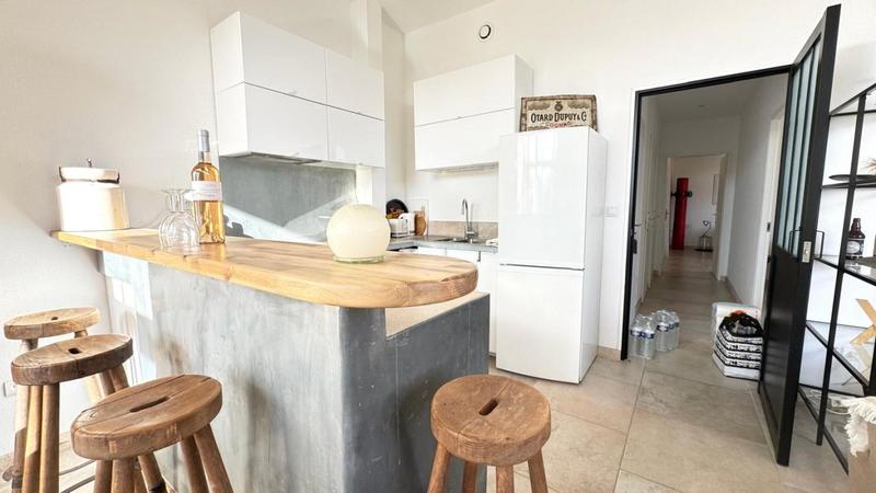 Appartement - 92 m² - 3 pièces