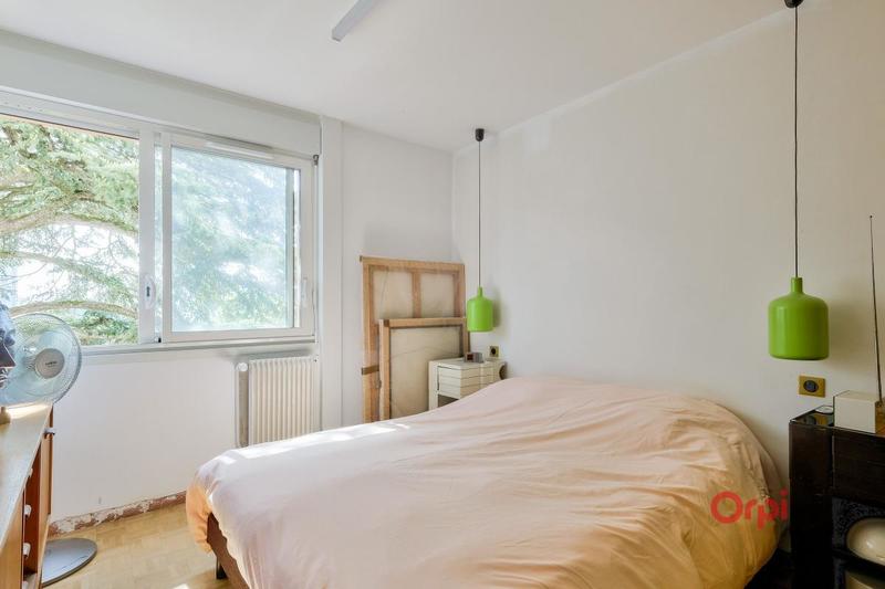 Appartement - 93 m² - 4 pièces