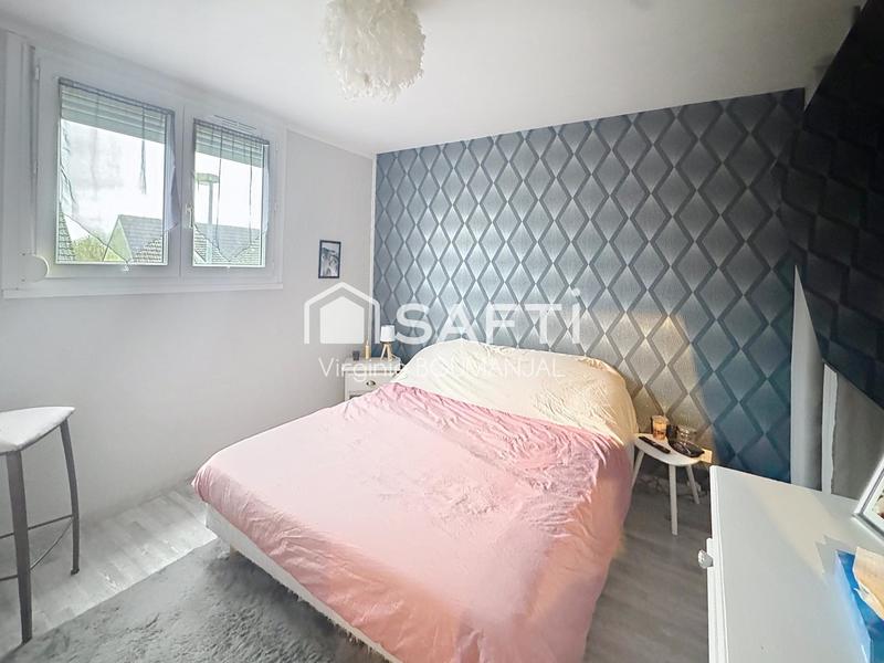 Maison - 90 m² - 5 pièces