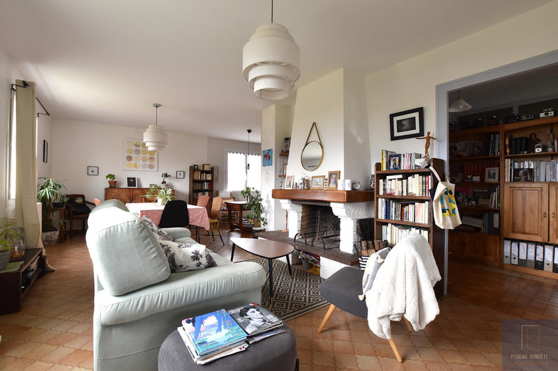 Maison - 151 m² - 6 pièces