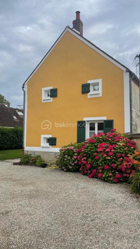 Maison - 210 m² - 7 pièces