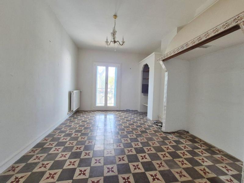 Maison - 200 m² - 8 pièces