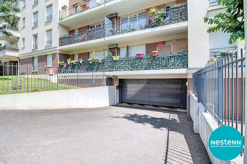 Parking / Garage - 12 m²