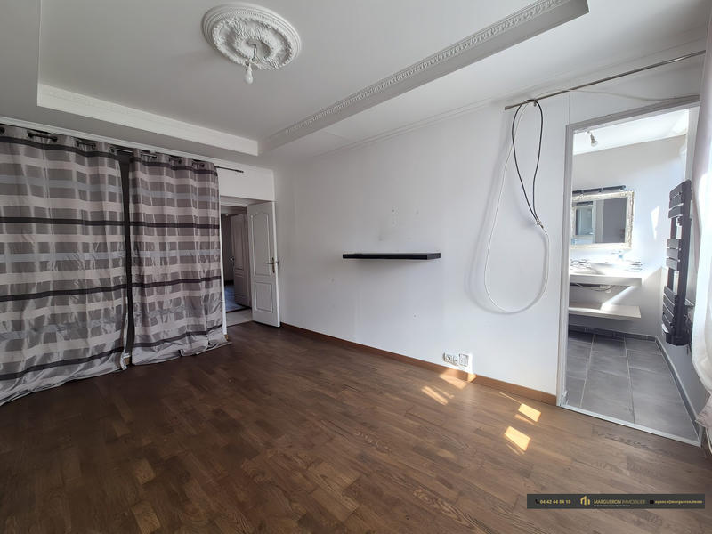 Maison traditionnelle - 110 m² - 4 pièces