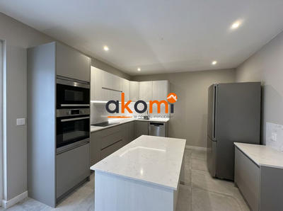 Maison - 137 m² - 5 pièces