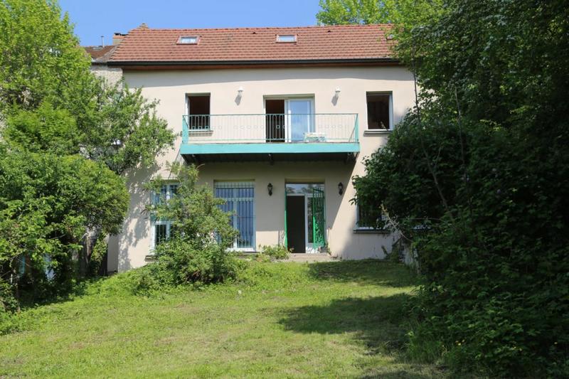 Grange - 130 m² - 4 pièces