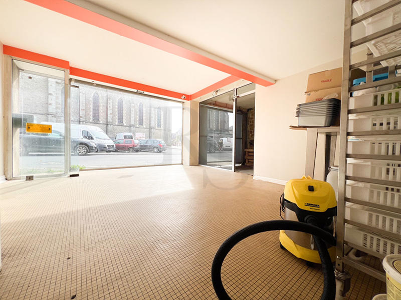 Immeuble - 6 pièces