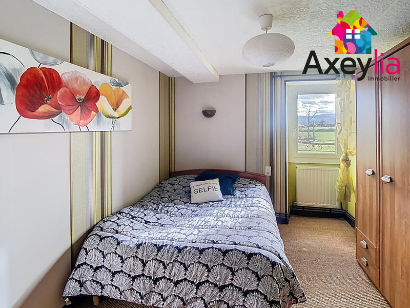 Maison - 220 m² - 10 pièces