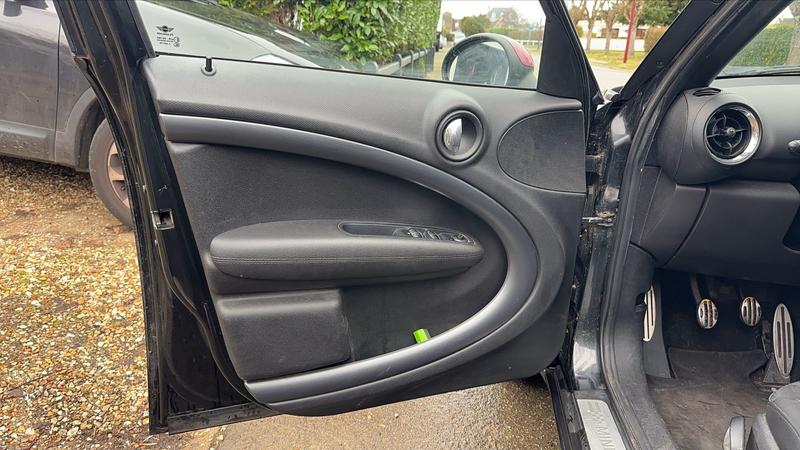 Mini Countryman 2.0 Cooper Sd 143 n/A