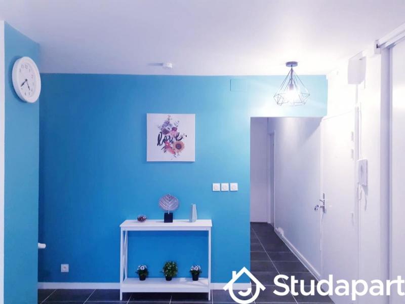 Chambre - 11 m² - 1 pièce