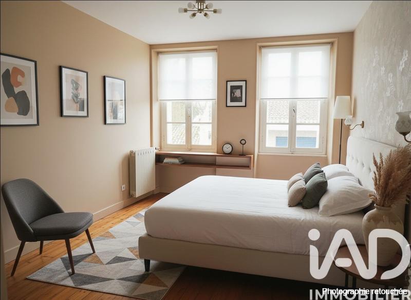 Maison de village - 209 m² - 9 pièces