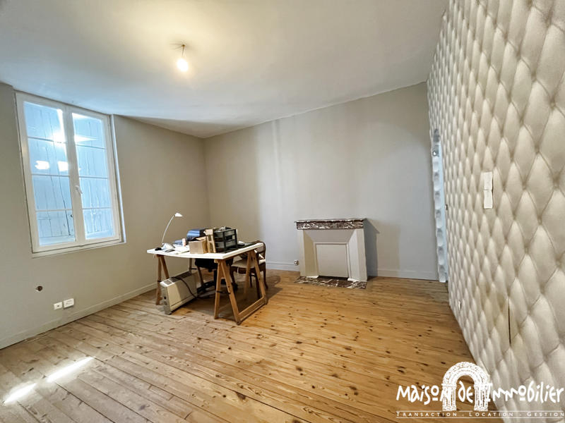 Maison - 200 m² - 6 pièces