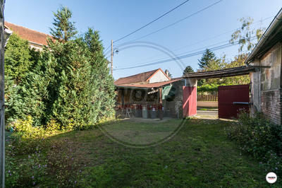 Maison - 300 m² - 10 pièces