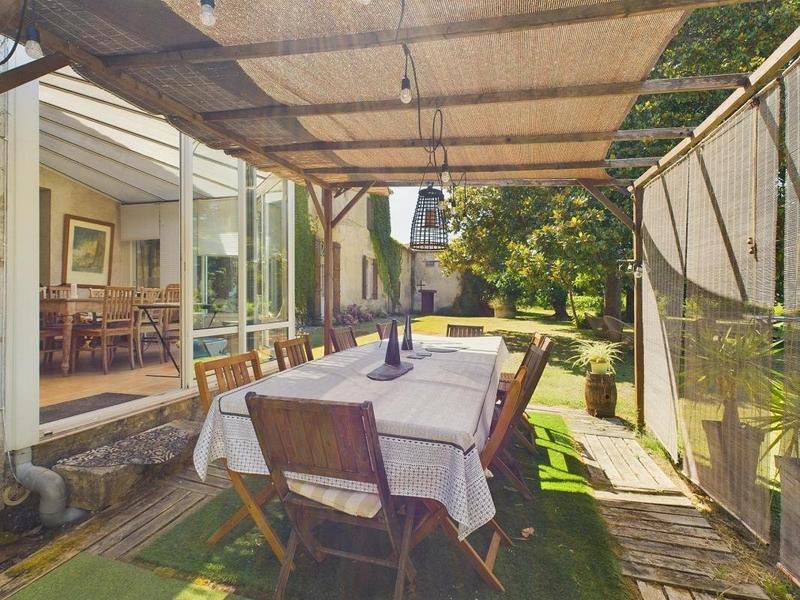 Corps de ferme - 270 m² - 17 pièces