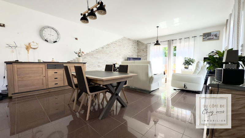 Loft - 149 m² - 7 pièces