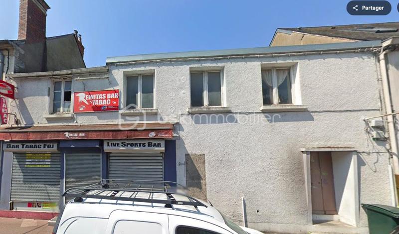 Immeuble - 242 m² - 7 pièces