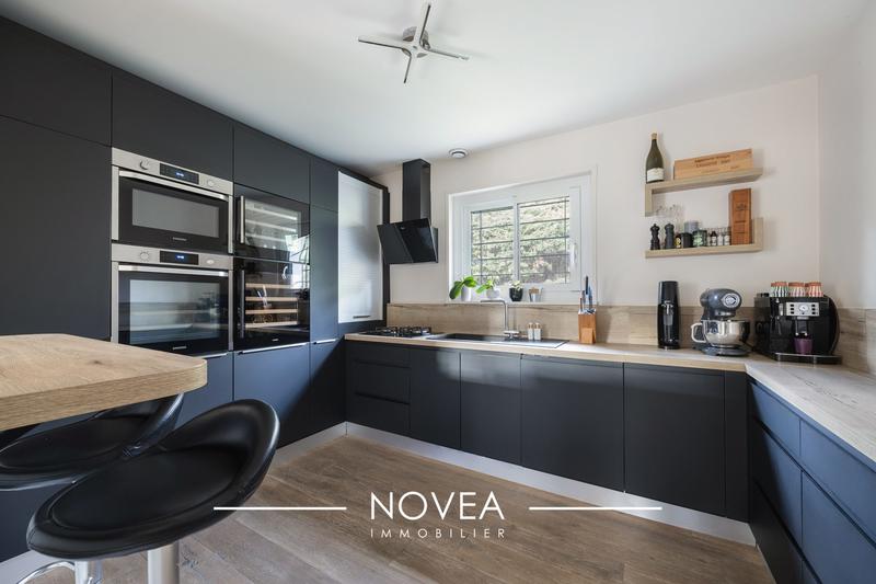 Maison - 131 m² - 6 pièces