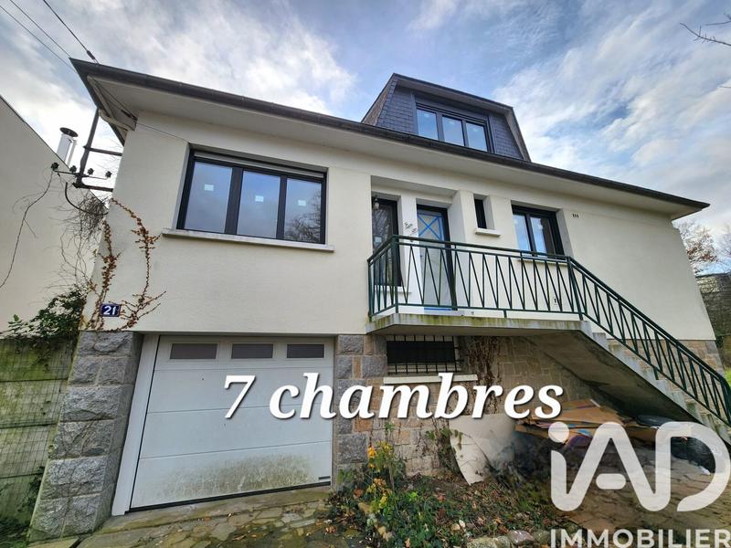 Maison - 180 m² - 8 pièces