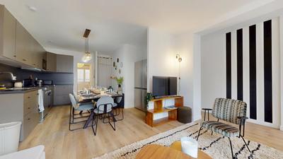 Maison en pierre - 164 m² - 9 pièces