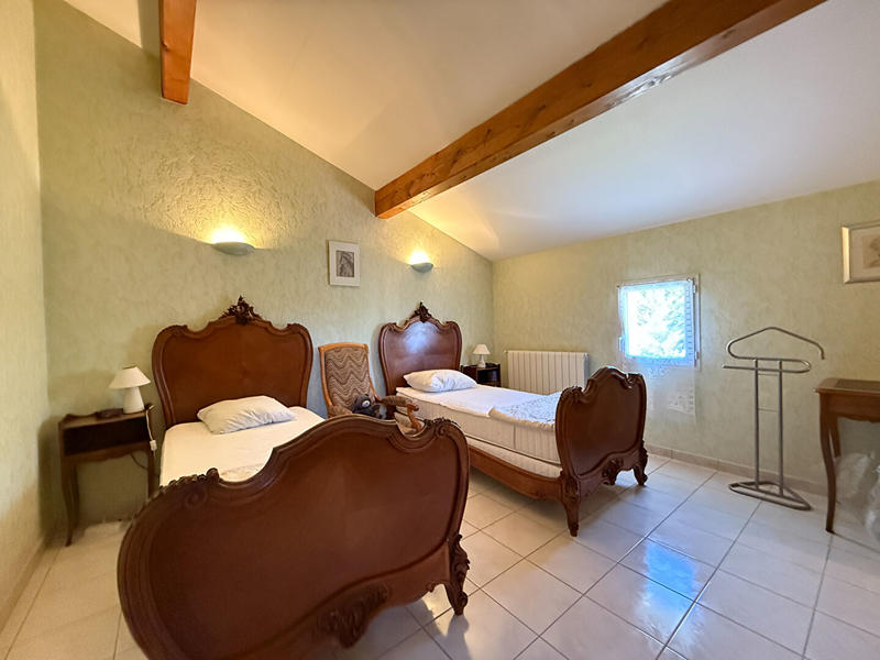 Maison - 174 m² - 6 pièces