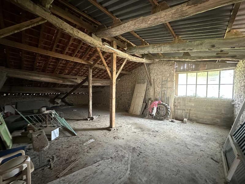 Corps de ferme - 378 m² - 5 pièces