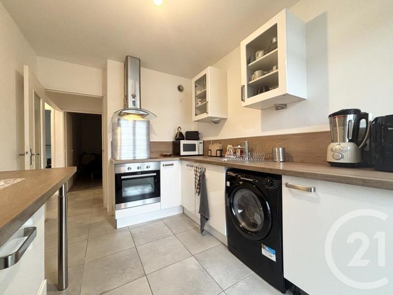 Appartement - 66 m² - 3 pièces