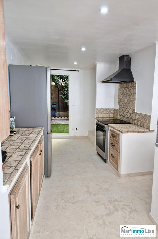 Maison traditionnelle - 76 m² - 4 pièces