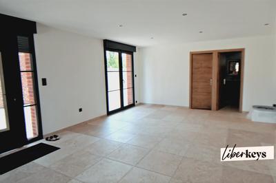 Pavillon - 65 m² - 4 pièces