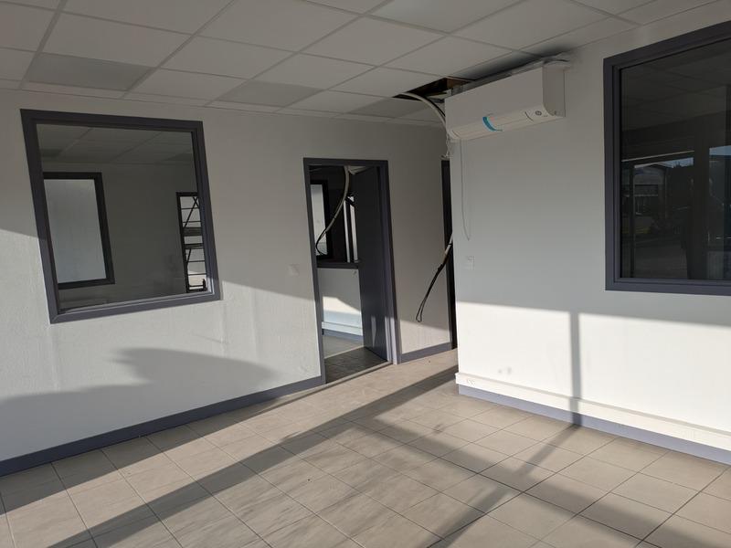 Bureau - 280 m² - 7 pièces