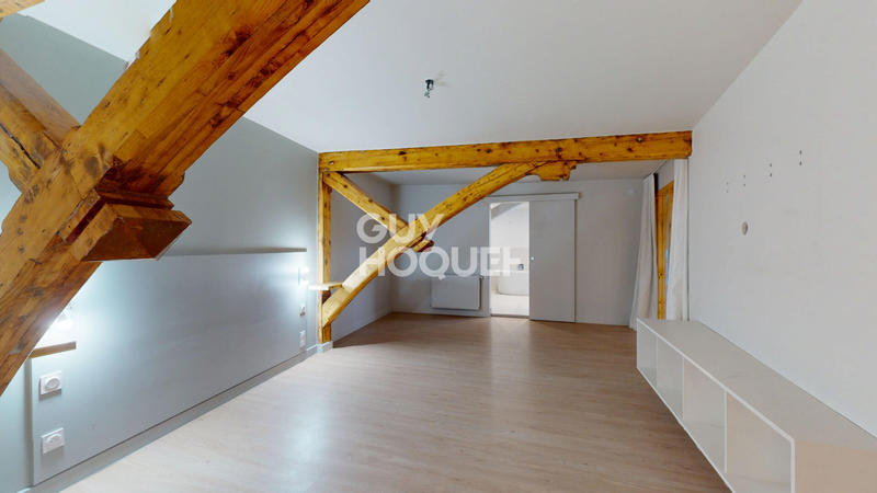 Appartement - 249 m² - 5 pièces