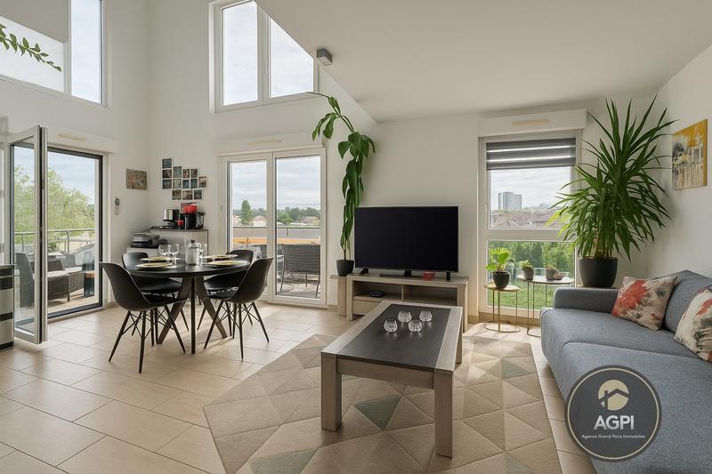 Duplex - 95 m² - 5 pièces