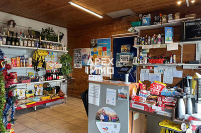 Local commercial - 124 m² - 5 pièces