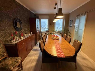 Maison - 163 m² - 8 pièces