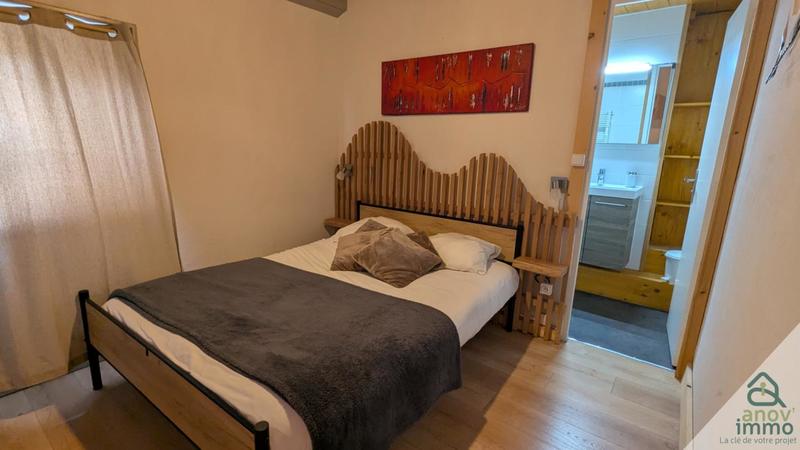 Local commercial - 384 m²