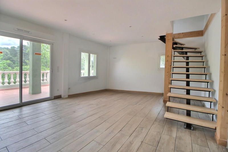 Maison - 112 m² - 6 pièces