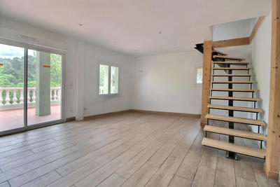 Maison - 112 m² - 6 pièces