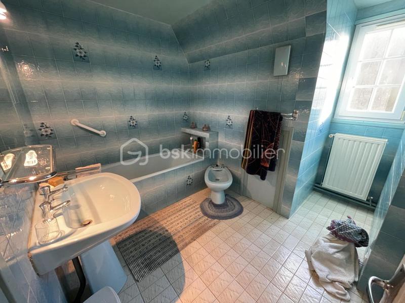 Maison en pierre - 120 m² - 6 pièces