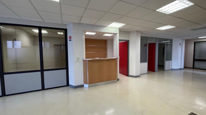 Bureau - 180 m²