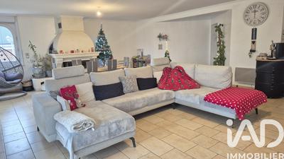 Maison de village - 210 m² - 9 pièces