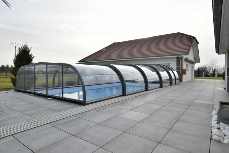 Maison - 270 m² - 8 pièces