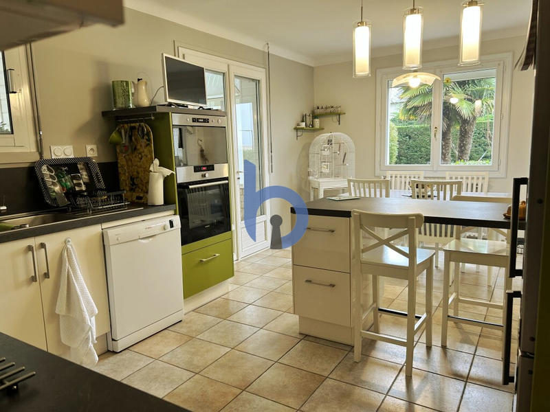 Maison - 116 m² - 8 pièces