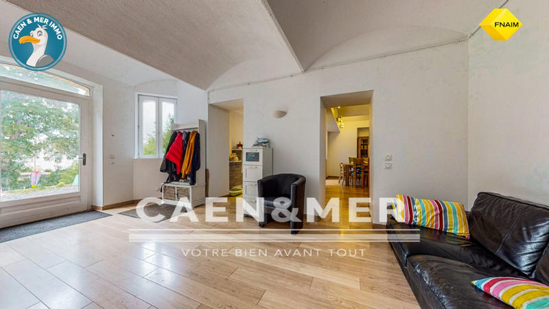 Appartement - 100 m² - 4 pièces