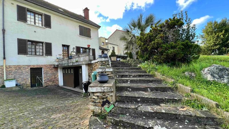 Maison ancienne - 140 m² - 7 pièces