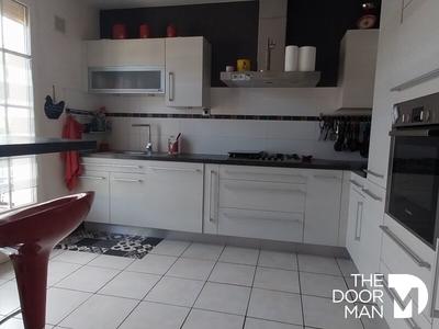 Maison - 128 m² - 4 pièces