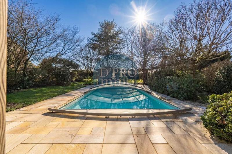 Maison - 153 m² - 7 pièces