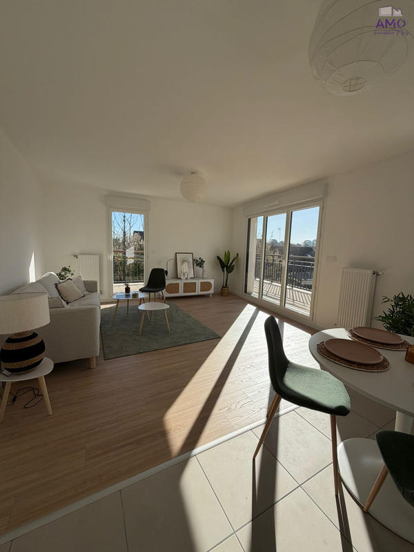 Appartement - 80 m² - 4 pièces